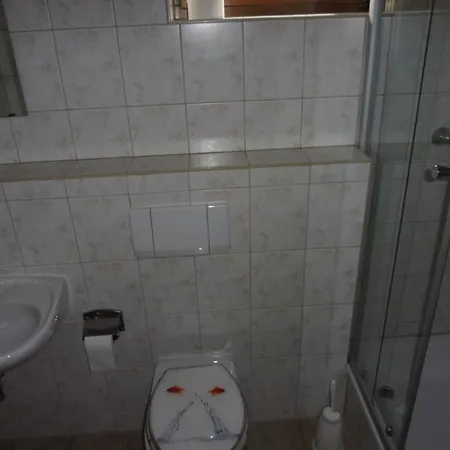 Gasthof Zum Vollen Mond Guest house