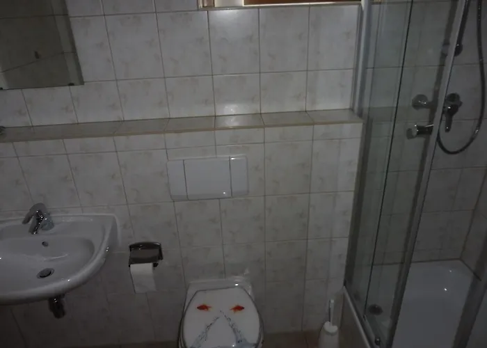 Gasthof Zum Vollen Mond 게스트하우스