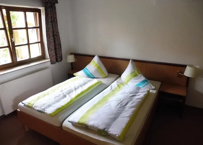 게스트하우스 Gasthof Zum Vollen Mond *